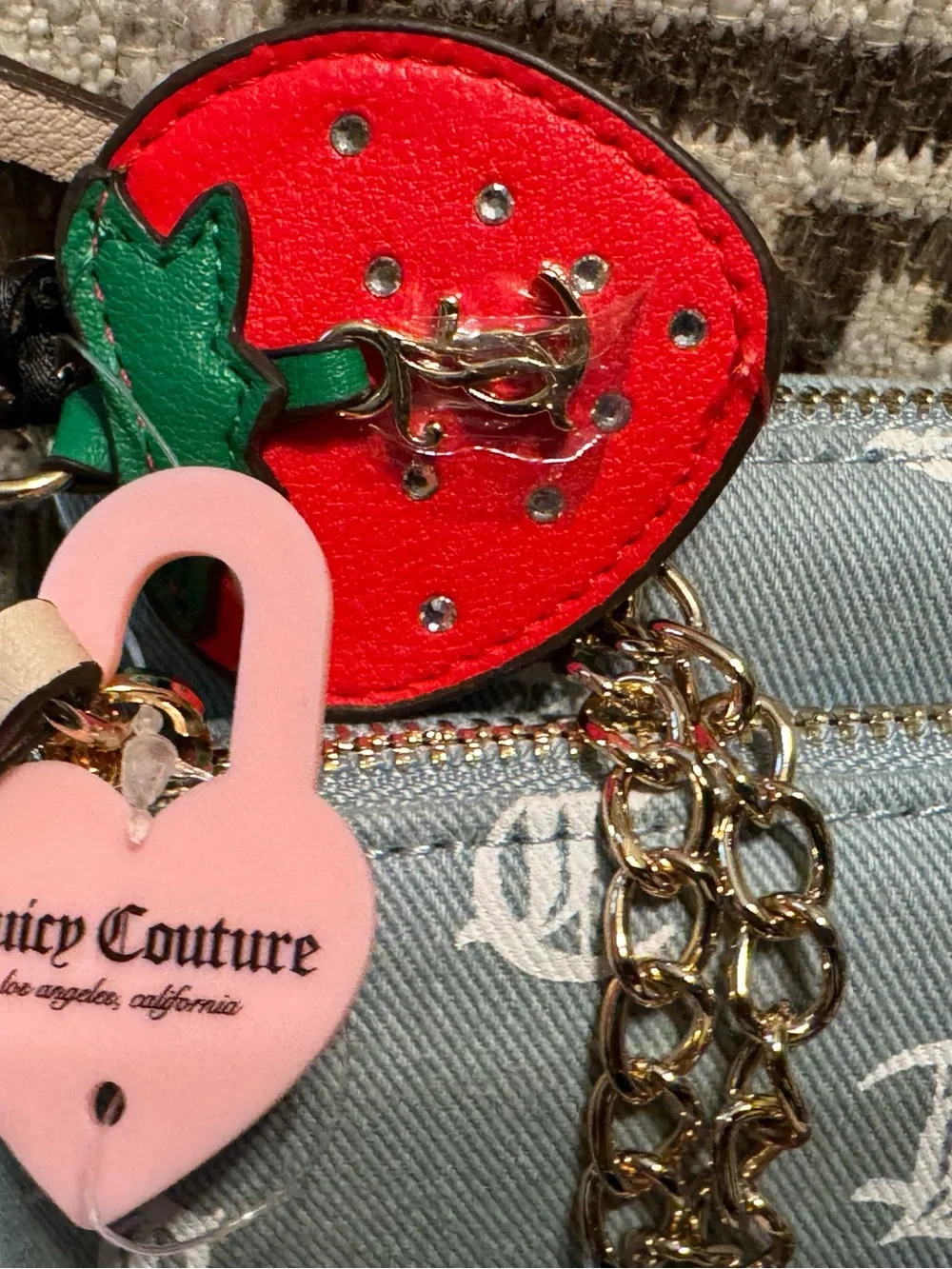 Juicy Couture compact juicy